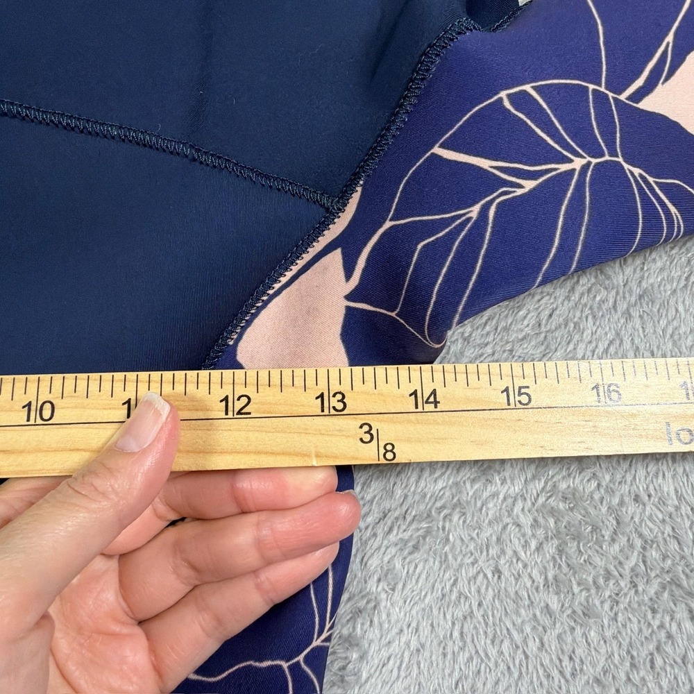 Patagonia R1 Lite Yulex Long Sleeve Wetsuit Womens 6 Blue Floral Front Zip - Picture 9 of 11